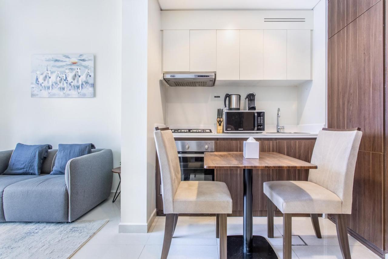 Reva Residences - One Bedroom Apartment By The S Holiday Homes Dubai Dış mekan fotoğraf